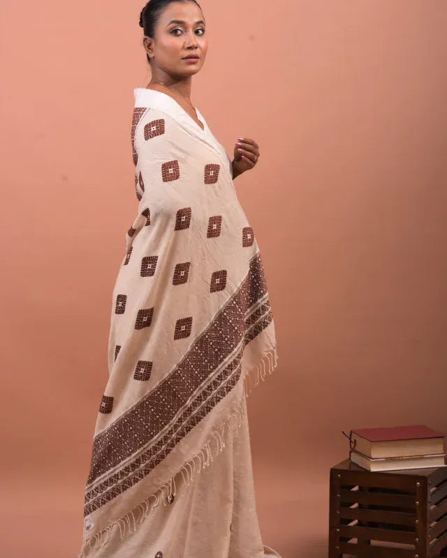 Handwoven Tussar Muga Silk Assam Saree - Image 2